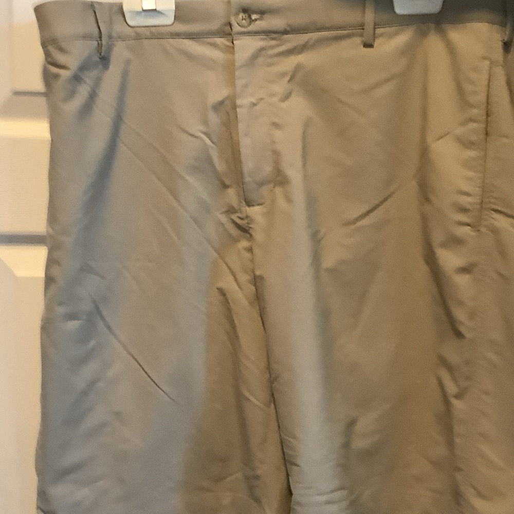 Greg Norman‎ Collection Tan Athletic Shorts